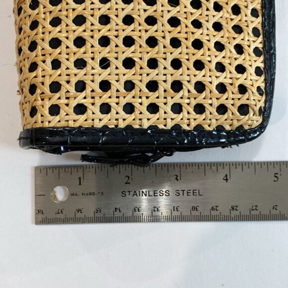 Beige woven rattan clutch bag - Picture 10 of 10